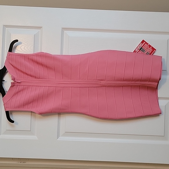 Dress - Picture 2 of 3